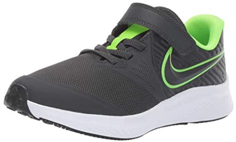 nike kids zwart|kids nike running shoes.